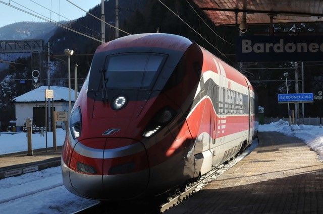 Il Frecciarossa arriva a Bardonecchia: primo treno da Napoli in perfetto orario