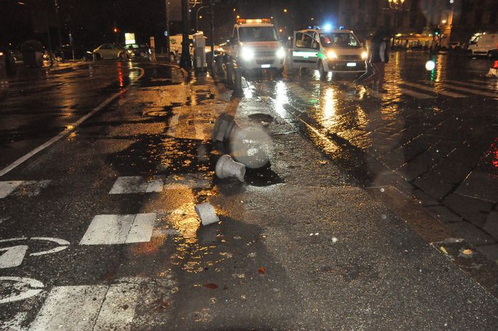 Torino: ubriaco al volante, da solo distrugge in un incidente un mezzo per il trasporto malati