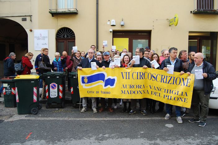 Poste Italiane congela la chiusura di quattro uffici postali a Torino