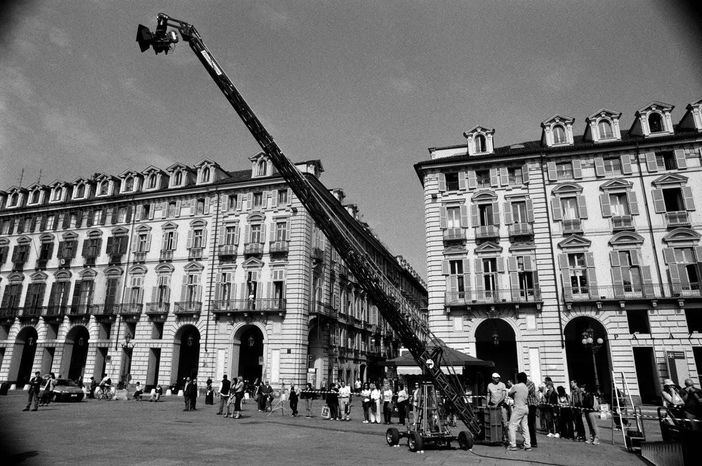 Cinema, da Lidia Poët a Cuori: nel 2023 boom di serie tv girate in Piemonte Cinema, da Lidia Poët a Cuori: nel 2023 boom di serie tv girate in Piemonte