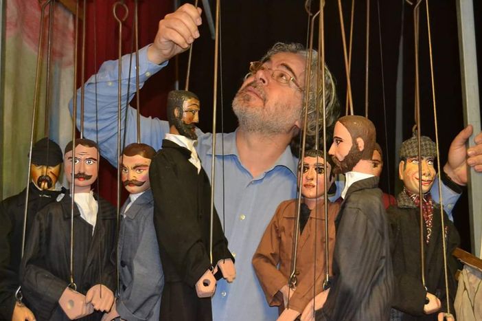 Angelo Sicilia e i suoi pupi Angelo Sicilia e i suoi pupi