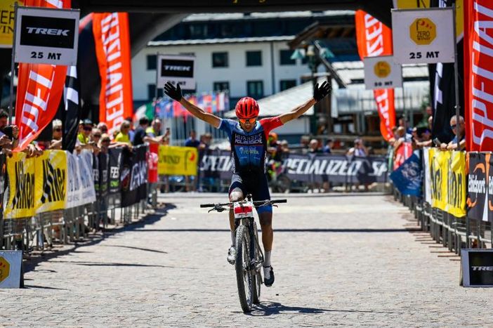 Settant’anni di pedalate e di vette con l’Alpina di Pinerolo