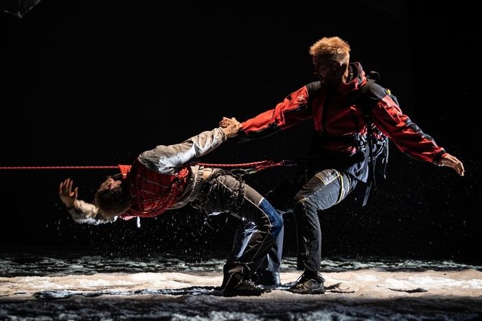 Torna il teatro al Concordia di Venaria con "White Out - La conquista dell'inutile" Torna il teatro al Concordia di Venaria con "White Out - La conquista dell'inutile"