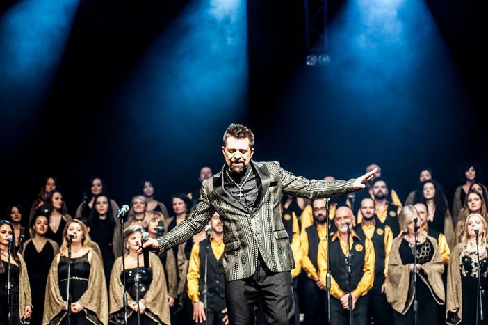 Il Sunshine Gospel Choir canta al Teatro Nuovo di Torino per UGI