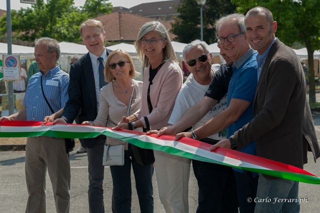 A Carmagnola l'associazionismo scende in piazza