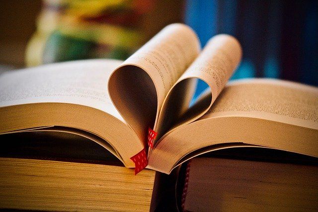 Off Topic lancia l'appuntamento con le favole in streaming per i bimbi a casa da scuola