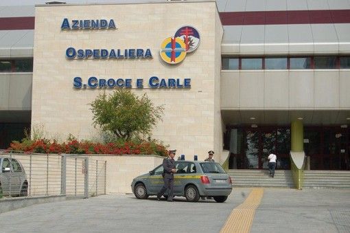 L'infermiere caposala del Santa Croce di Cuneo non agiva da solo: c'è anche un torinese arrestato nel caso che ha portato al sequestro di beni per 1 milione di euro L'infermiere caposala del Santa Croce di Cuneo non agiva da solo: c'è anche un torinese arrestato nel caso che ha portato al sequestro di beni per 1 milione di euro