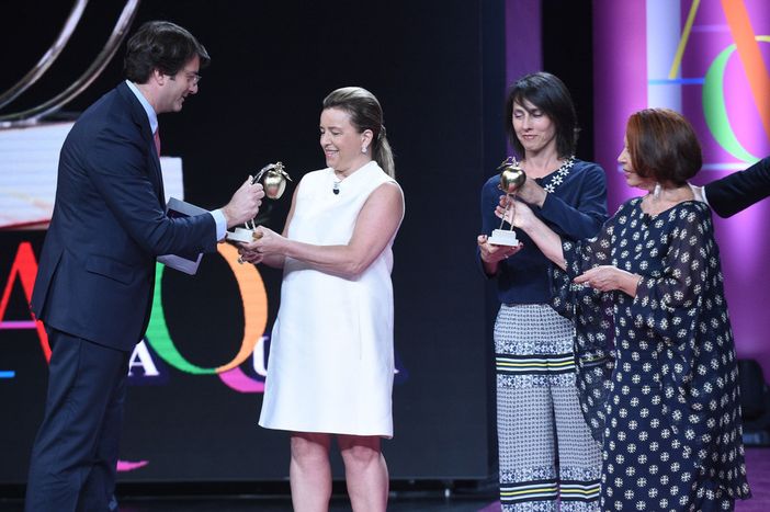 Riparte anche nel 2018 il premio "Women value company" di Intesa Sanpaolo Riparte anche nel 2018 il premio "Women value company" di Intesa Sanpaolo