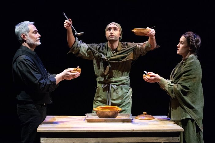 Tracks, domenica 29 settembre prima passeggiata urbana e a seguire lo spettacolo "I mezzalira: panni sporchi fritti in casa"