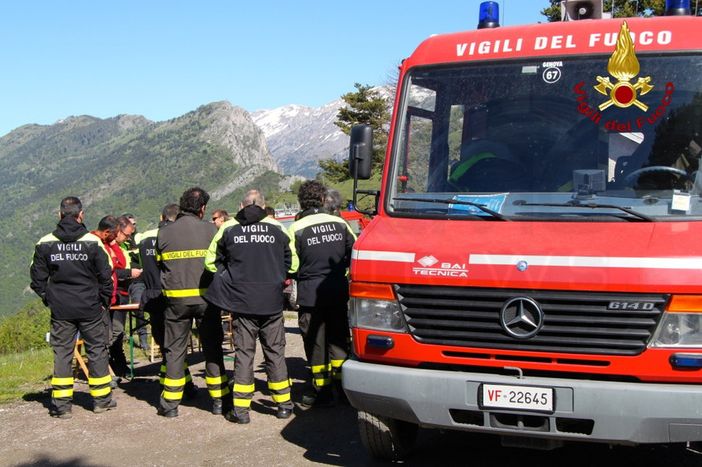 Colleretto Giacosa, i Vigili del Fuoco trovano il cadavere di un uomo
