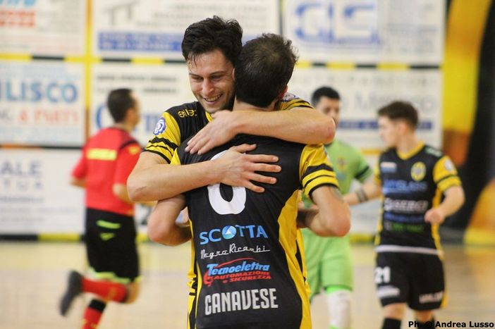 Piazza e Canavese durante il match