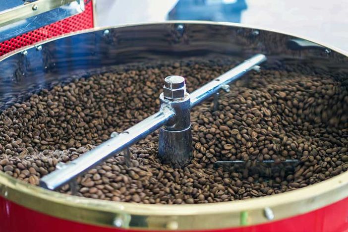 La torrefazione di caffè per bar, una eccellenza di Torino