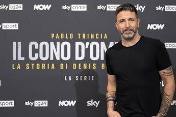 Pablo Trincia racconta la storia di Denis Bergamini: arriva su Sky 'Il cono d'ombra' Pablo Trincia racconta la storia di Denis Bergamini: arriva su Sky 'Il cono d'ombra'