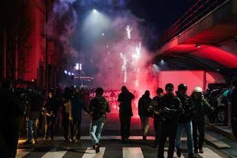 Scontri a corteo Milano contro Olimpiadi, Meloni: "Nemici dell'Italia e degli italiani" Scontri a corteo Milano contro Olimpiadi, Meloni: "Nemici dell'Italia e degli italiani"