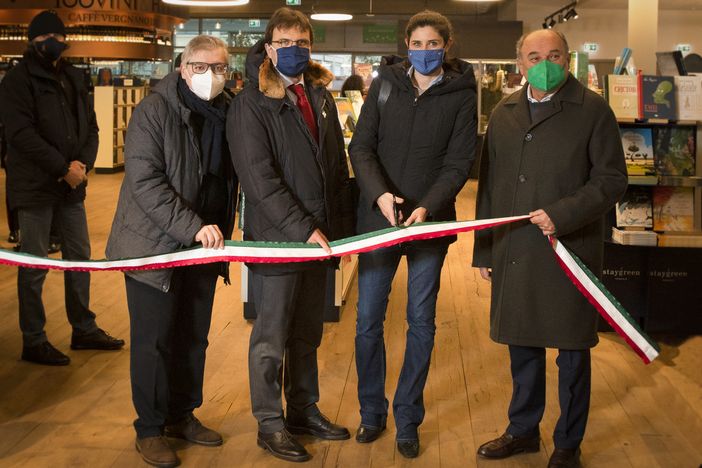 Inaugurato stamattina Green Pea, la nuova casa dei prodotti sostenibili Inaugurato stamattina Green Pea, la nuova casa dei prodotti sostenibili