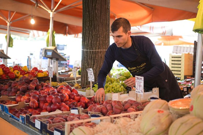 Matteo Giordano nel suo banco