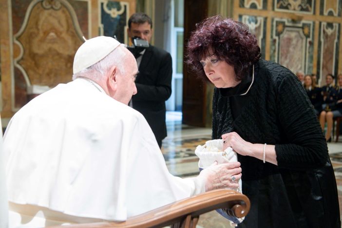 Confetture e tisane di Perrero donate a Papa Francesco Confetture e tisane di Perrero donate a Papa Francesco