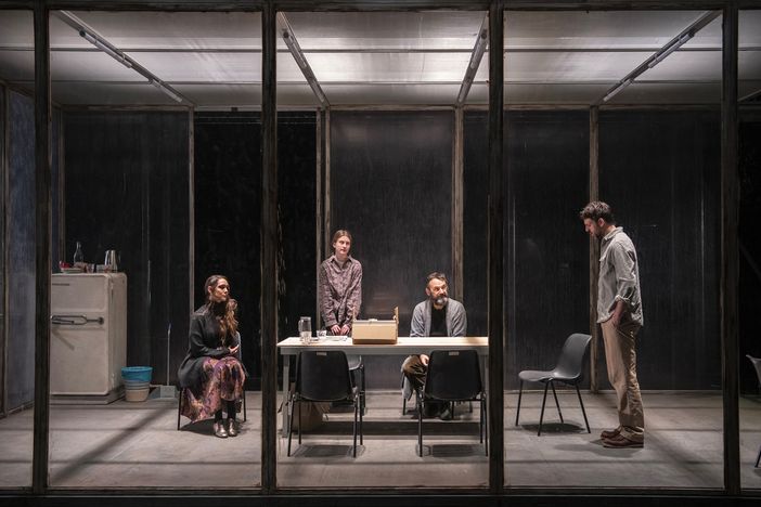 L'ungherese Székely debutta a Torino: il suo &quot;Zio Vanja&quot; tragicomico in un mondo a pezzi