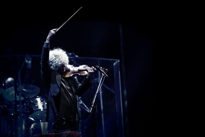 Teatro Colosseo, dalla street art a Branduardi. E Pasotti diventa Amleto