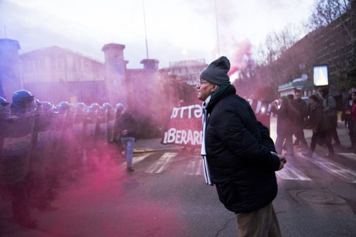 Caso di scabbia al Cpr: "Situazione sanitaria tutt'altro che sotto controllo"