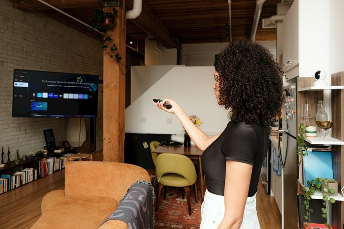 Scopri l'abbonamento IPTV low cost per una visione di qualità ovunque tu Sia