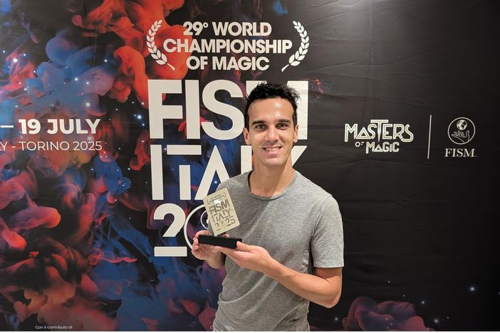 Il torinese Luca Bono 2° classificato al Campionato Mondiale di Magia On Line Il torinese Luca Bono 2° classificato al Campionato Mondiale di Magia On Line