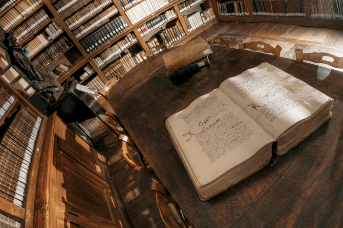 Sacra di San Michele: la biblioteca per la prima volta aperta alle visite