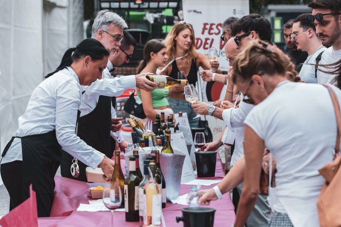 La Festa del Vino di Alba  si consolida e raggiunge nuovi record
