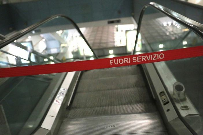 Restyling per la metropolitana: rinnovo di scale mobili ed ascensori