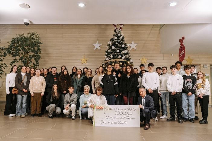 Nova Coop premia 60 studenti del Torinese con le borse di studio 2025 Nova Coop premia 60 studenti del Torinese con le borse di studio 2025