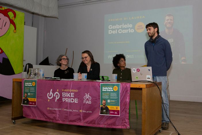 A Torino una domenica a pedali per la qualità dell'aria e il diritto alla salute