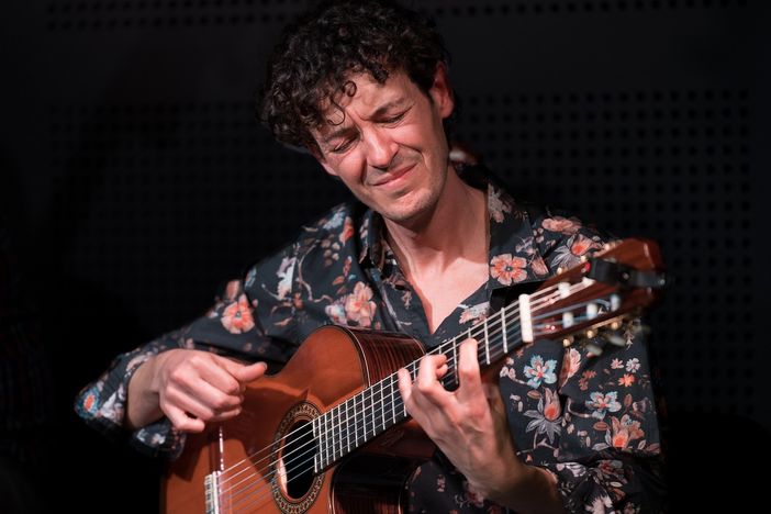 Luca Falomi in concerto al FolkClub presenta "Myricae"