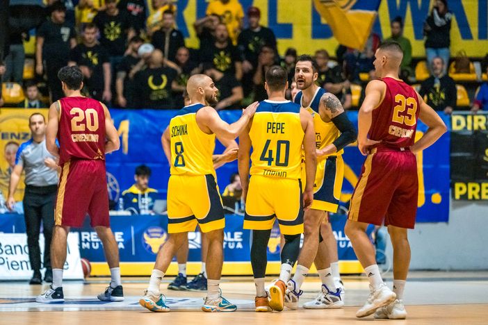 Reale Mutua Basket: inizia il girone di ritorno, Torino impegnata in trasferta contro Latina Reale Mutua Basket: inizia il girone di ritorno, Torino impegnata in trasferta contro Latina