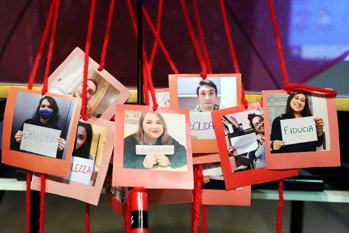 giornata con cerimonia e premiazione in un auditorium
