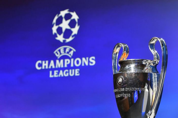Clamoroso in Champions League, la Juve pesca lo Sporting Lisbona. Ma non vale: tutto da rifare. Nuovo sorteggio alle 15