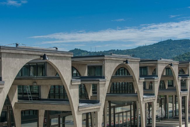 Moi, le ex palazzine occupate diventano studentato: nelle Arcate il polo del contemporaneo Moi, le ex palazzine occupate diventano studentato: nelle Arcate il polo del contemporaneo