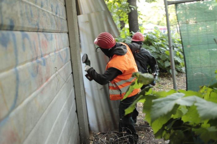 Climate Social Camp: rioccupata l'ex caserma Lamarmora, tra i quartieri Cenisia, San Paolo e Cit Turin Climate Social Camp: rioccupata l'ex caserma Lamarmora, tra i quartieri Cenisia, San Paolo e Cit Turin
