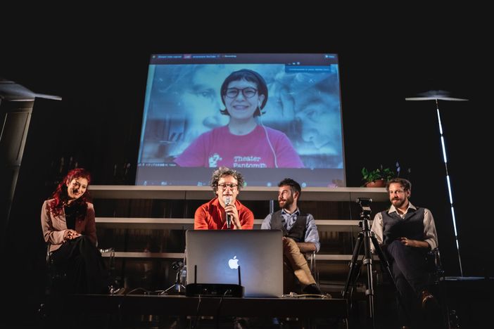 Il teatro italiano dall'essenziale all'universale: così Torino e Tokyo ora parlano la stessa lingua (a gesti)