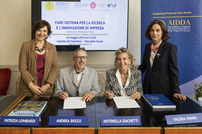 Siglato al Castello del Valentino protocollo d’intesa tra Politecnico e Associazione Imprenditrici e Donne Dirigenti d’Azienda Siglato al Castello del Valentino protocollo d’intesa tra Politecnico e Associazione Imprenditrici e Donne Dirigenti d’Azienda