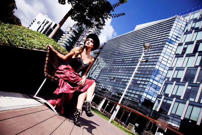 Saluzzo (Cn), si alza il sipario sullo show-room “Bruna Couture - Aurea Virtus”