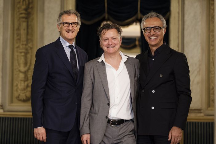 Miller, Brecht e Kureishi: il Teatro Stabile "diversamente classico" riparte con 32 spettacoli Miller, Brecht e Kureishi: il Teatro Stabile "diversamente classico" riparte con 32 spettacoli