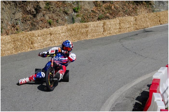 Sport curiosi: a Viù arriva il campionato Europeo di Speed Down Sport curiosi: a Viù arriva il campionato Europeo di Speed Down