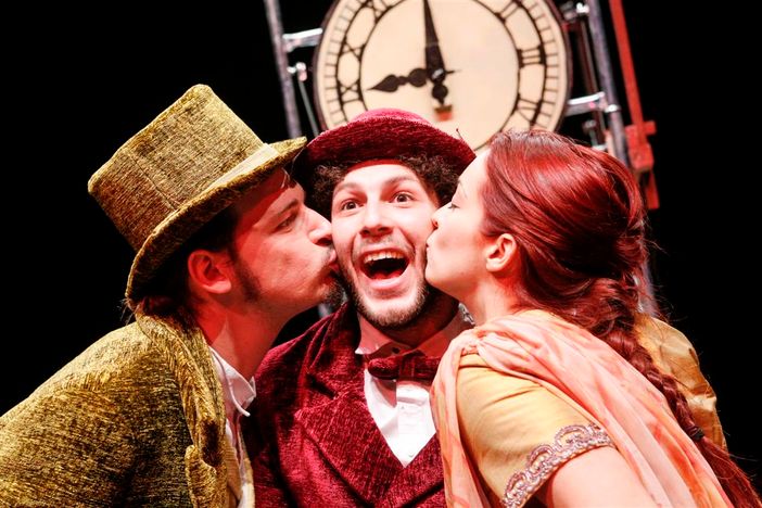 Un fine settimana di spettacoli a Venaria Reale: alla Reggia si parte per il Giro del mondo in 80 giorni Un fine settimana di spettacoli a Venaria Reale: alla Reggia si parte per il Giro del mondo in 80 giorni