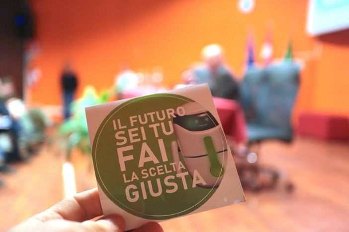 A scuola di buone pratiche per salvare il pianeta. Il Des Ambrois di Oulx "fa la scelta giusta” [VIDEO]