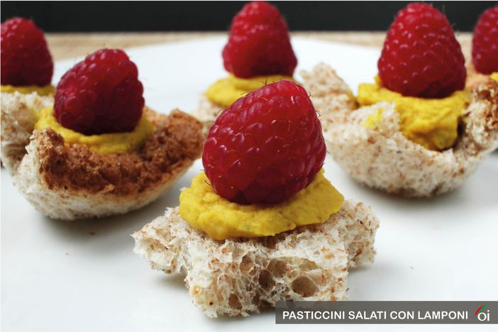 MercoledìVeg di Ortofruit: oggi prepariamo pasticcini salati con lamponi MercoledìVeg di Ortofruit: oggi prepariamo pasticcini salati con lamponi