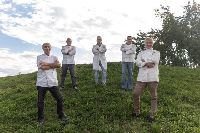 La comunità Slow Food di Mirafiori compie un anno: si festeggia con il dolce di quartiere e un galà negli orti La comunità Slow Food di Mirafiori compie un anno: si festeggia con il dolce di quartiere e un galà negli orti