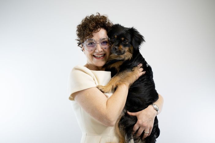 Nunzia Giunta con il suo cane Artù