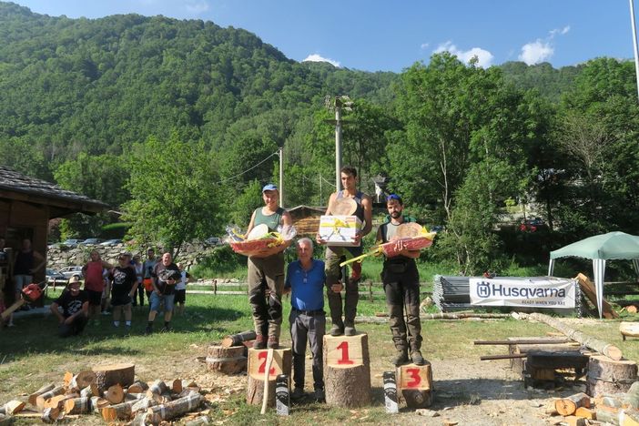 Revival dei Boscaioli al Groscavallo Mountain Festival Revival dei Boscaioli al Groscavallo Mountain Festival