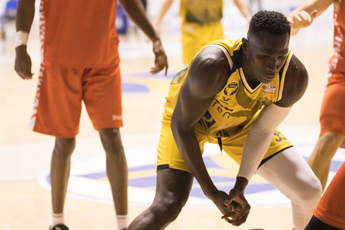 Passo falso della Reale Mutua Basket Torino a Tortona