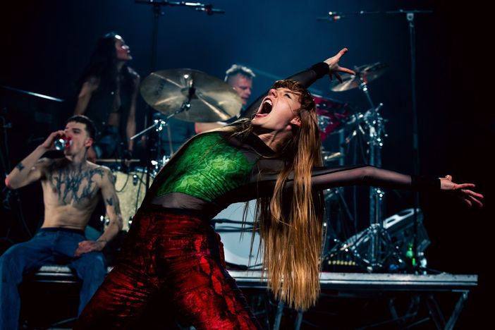 Collegno: un mese di spettacoli alla Lavanderia a Vapore, tra danza e festa per il 7° compleanno del centro di residenza